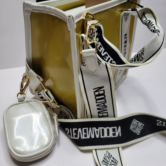 NWT STEVE MADDEN Thick Strap Patent Handbag - Picture 5 of 9